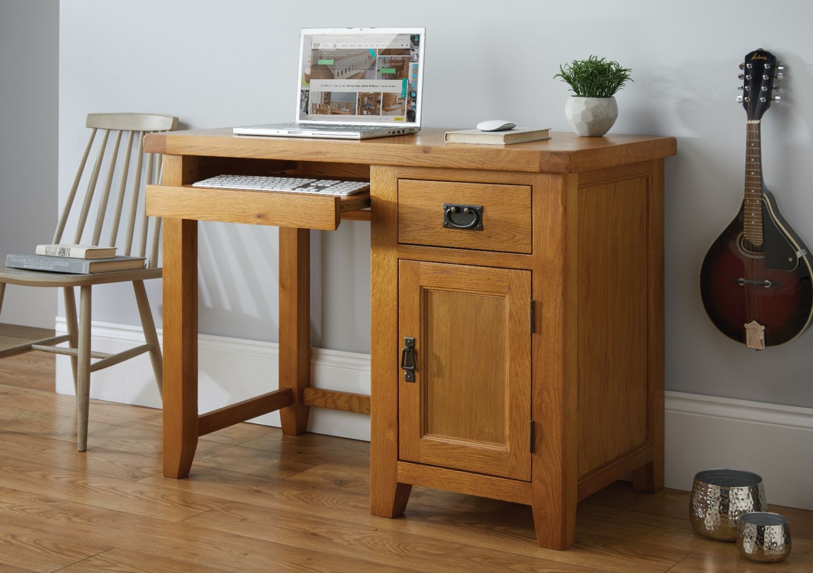 Country Oak Single Pedestal Computer Home Office Desk - SUMMER SALE Country Oak Single Pedestal Computer Home Office Desk - SUMMER SALE
