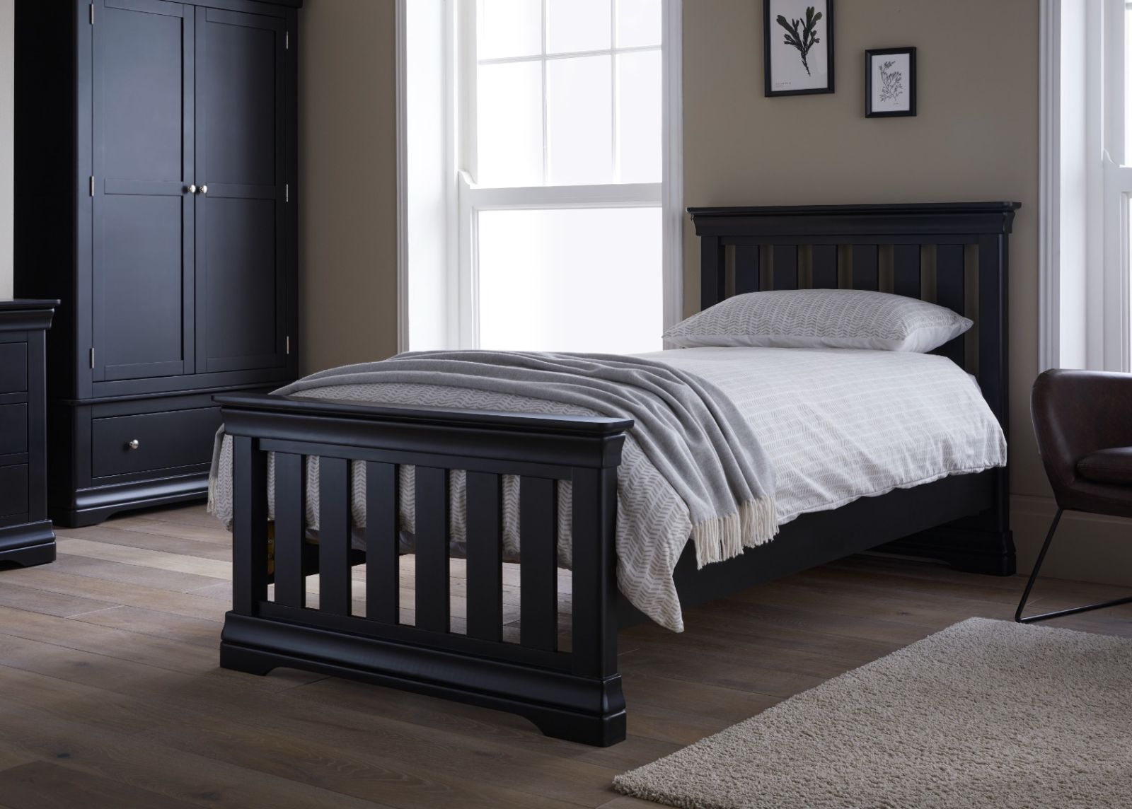 Toulouse Black Painted 3 Foot Slatted Single Bed - £30 OFF FLASH SALE Toulouse Black Painted 3 Foot Slatted Single Bed - £30 OFF FLASH SALE