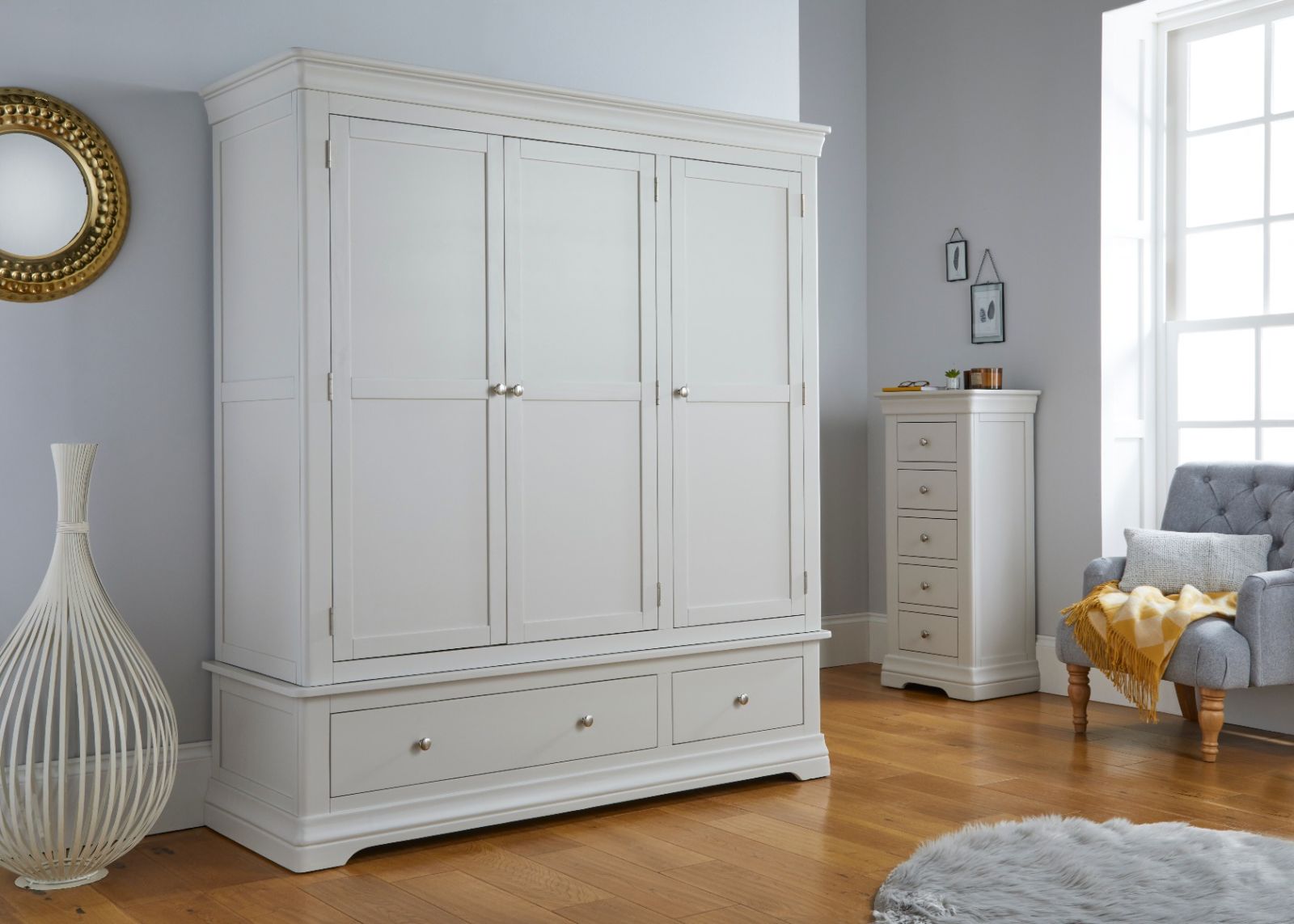 Toulouse Grey Painted Triple Wardrobe with Drawers - £200 OFF FLASH SALE Toulouse Grey Painted Triple Wardrobe with Drawers - £200 OFF FLASH SALE